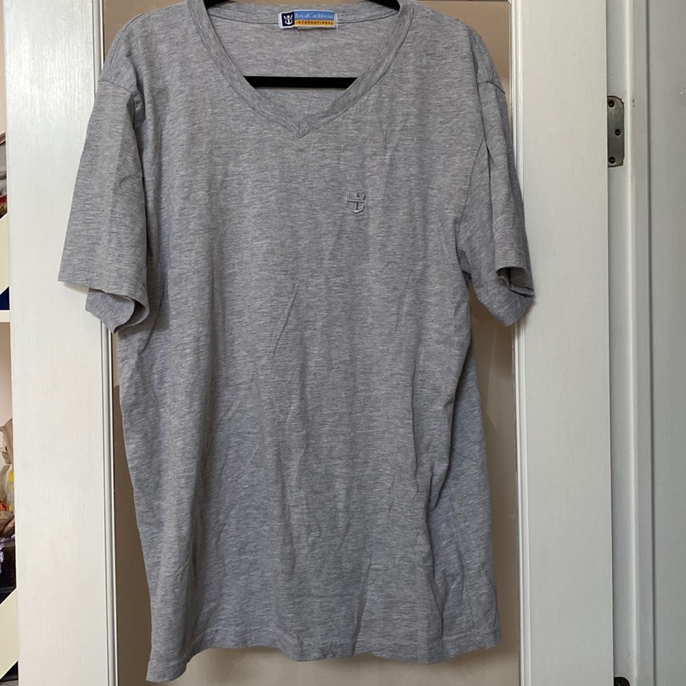 Mens Royal Caribbean top